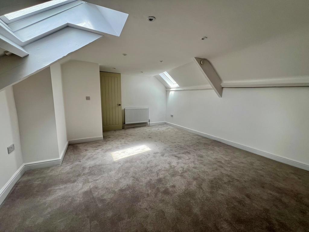 Bedroom 4 aspect 2
