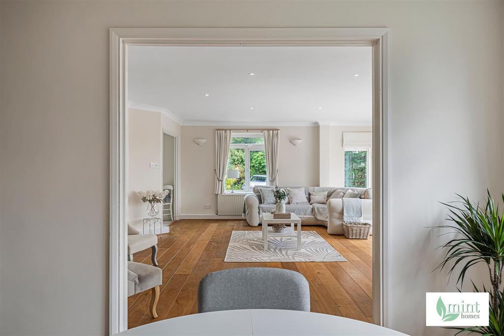 Mint - Kevan Drive-10.jpg
