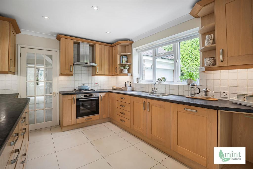 Mint - Kevan Drive-18.jpg