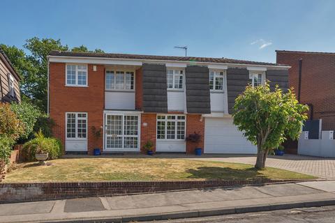 Wolds Drive, Orpington