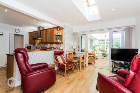 42 Abbey Drive, Bury, BL8 2HP