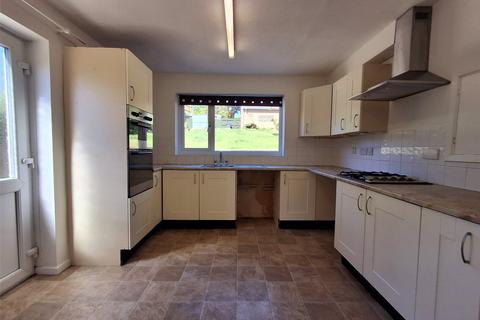 4 bedroom detached house for sale, Chester Road South, Kidderminster, Worcestershire, DY10