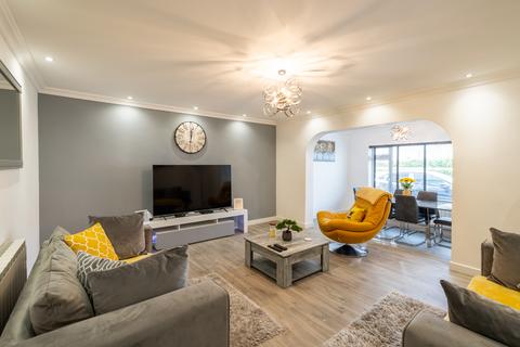 5 bedroom detached house for sale, La Route Des Cornus, St. Martin, Guernsey