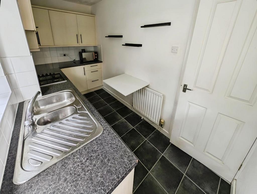 F547efd4-kitchen 20a.jpg