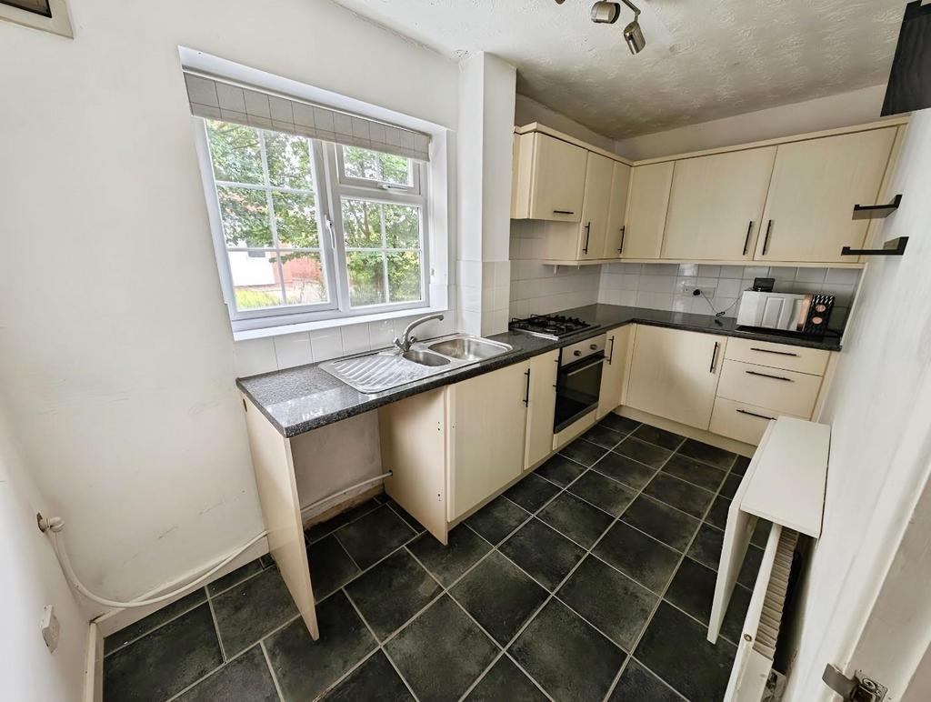 F4da0a36-kitchen.jpg