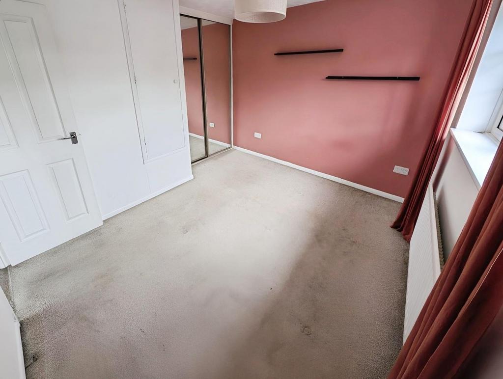 Edeaea14-bed 201a.jpg