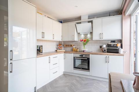 57 Bramham Grove, York, YO26 5BH
