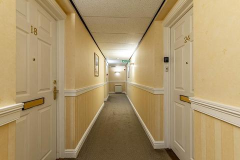 1 bedroom flat for sale, 24 Kerfield Court, Dryinghouse Lane, Kelso TD5 7BP
