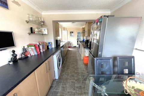 4 bedroom detached house for sale, Village Road, Cheltenham