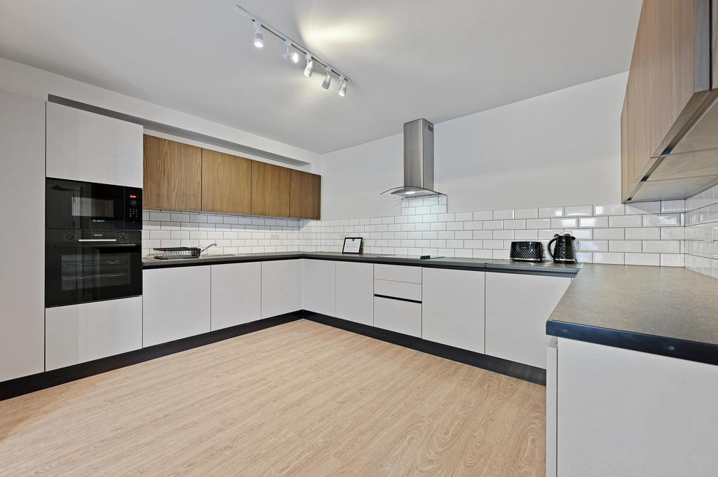 CS - 142 Hagden Lane - Kitchen A3 (1).JPG