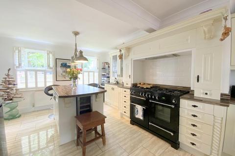 4 bedroom detached house for sale, Ingram Place, Cleethorpes