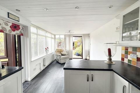 3 bedroom detached bungalow for sale, Springfield Avenue, Holbury, SO45