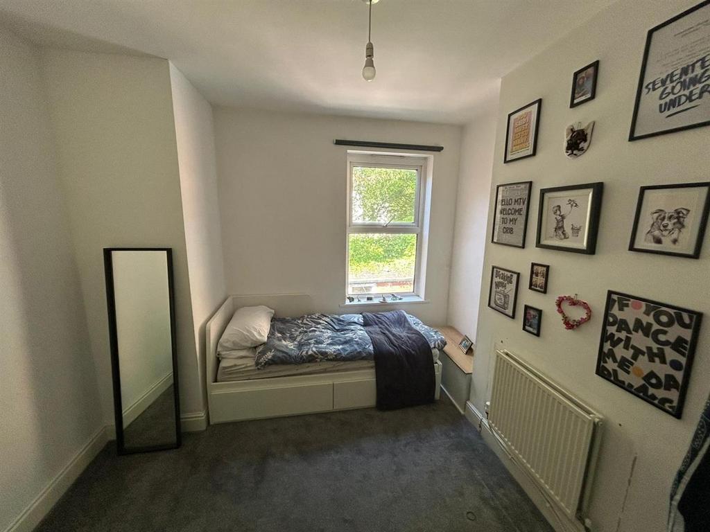 Bedroom.jpg