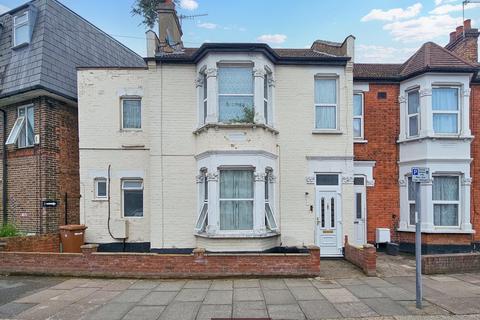 Herga Road, Harrow HA3