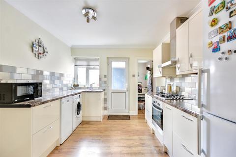 undefined, Laurel Crescent, Long Eaton