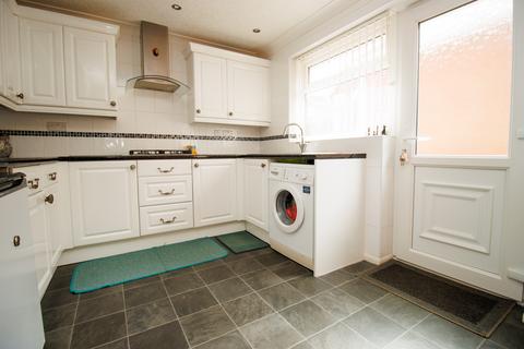 2 bedroom detached bungalow for sale, Park Rise, Hunmanby YO14