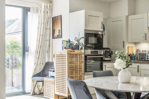 undefined, Queens Place, Guildford, Surrey, GU2