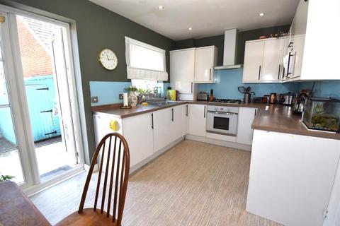 2 bedroom end of terrace house for sale, North Main Court, South Shields
