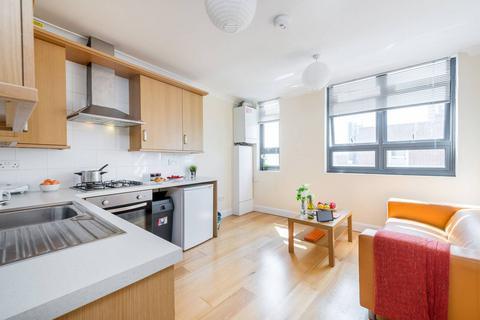 2 bedroom flat to rent, New Cross Road, New Cross, London, SE14