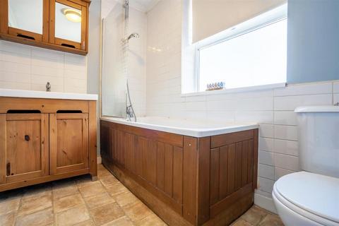 2 bedroom flat for sale, Trevor Terrace, North Shields