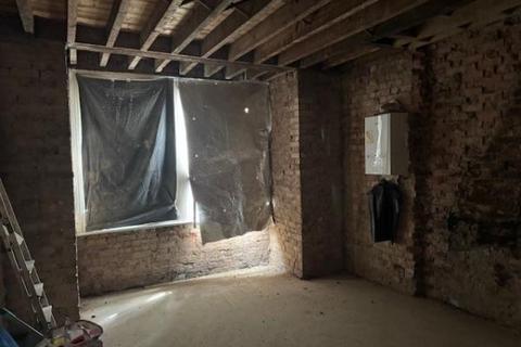 26 Regina Road, London, W13 9EF