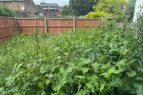 26 Regina Road, London, W13 9EF
