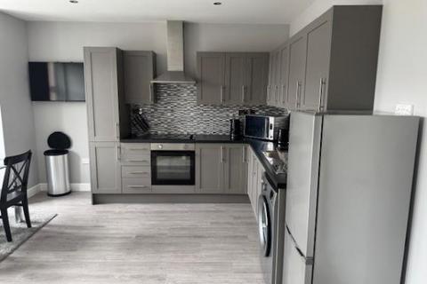 26 Regina Road, London, W13 9EF