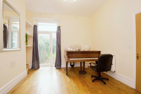 undefined, Llanbleddian Gardens, Cardiff, CF24