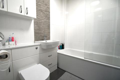 18 Winchester Road, Bexleyheath, DA7 4TX