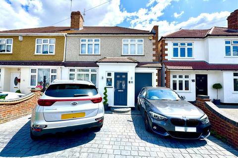 18 Winchester Road, Bexleyheath, DA7 4TX