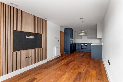 2 bedroom flat for sale, Kingston Road, Wimbledon SW19