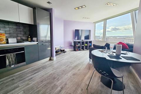 2 bedroom flat for sale, Strand Street, Liverpool, Merseyside, L1