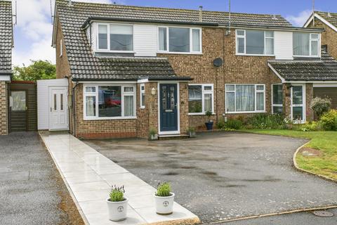 52 Cotsmore Close, Moreton-in-marsh, GL56 0JE