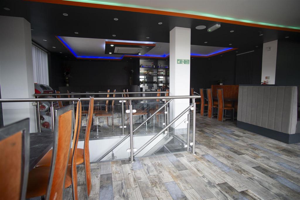 1st Floor Hall