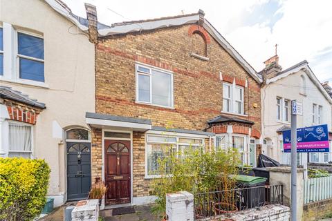 3 bedroom terraced house for sale, Queens Road, London, N11