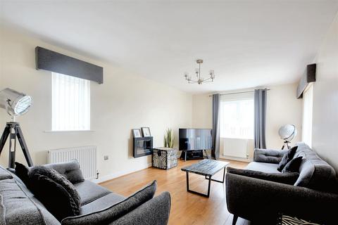 1 Bideford Close, Nottingham, NG3 5UP