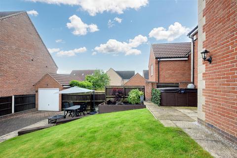 1 Bideford Close, Nottingham, NG3 5UP