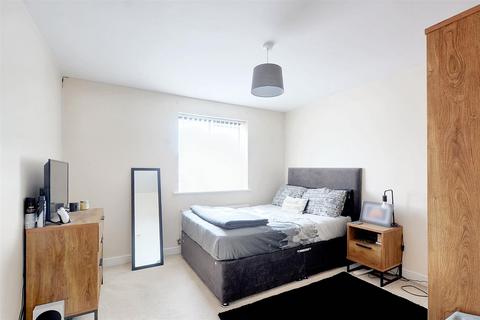 1 Bideford Close, Nottingham, NG3 5UP