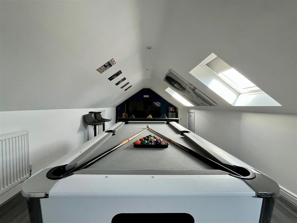 Loft Room - Image Two.jpg