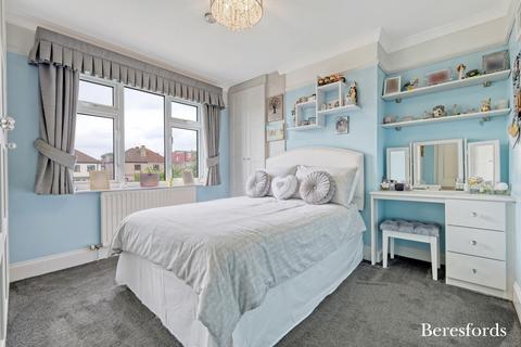 5 Norman Road, Hornchurch, RM11 1LN