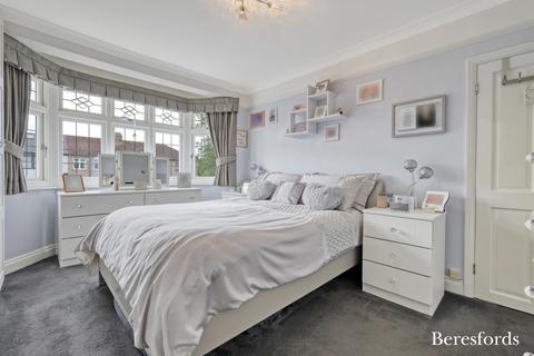 5 Norman Road, Hornchurch, RM11 1LN