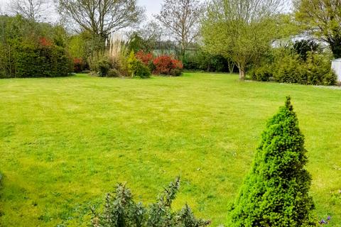 undefined, Meadow View, Lower Road, Middleton, CO10
