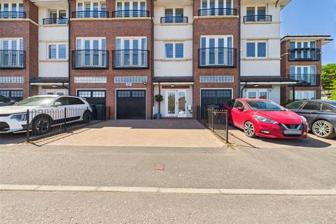 4 bedroom house to rent, Hillpark Grove, Edinburgh, Midlothian, EH4