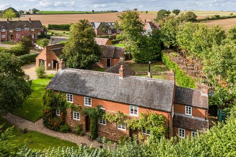 3 bedroom cottage for sale, 1 Chapel Cottages, Chesterton, Bridgnorth