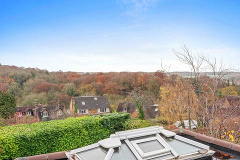 undefined, White House Lane, High Wycombe HP10