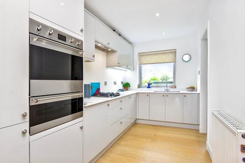 1 Carr Crescent, Crail, Anstruther, KY10 3XR