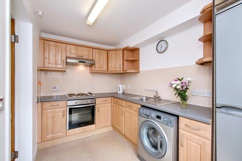 1 bedroom retirement property for sale, 2/32 Barnton Avenue West, Barnton, Edinburgh, EH4 6EB