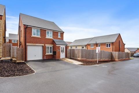 3 bedroom detached house for sale, Simpson Close, Weldon, NN17