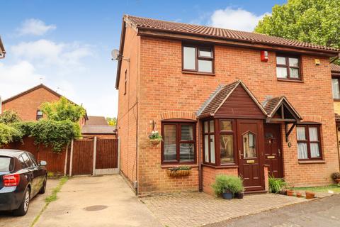 27 Mansard Close, Hornchurch, RM12 4HS