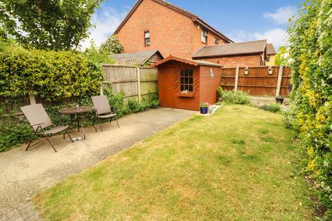 27 Mansard Close, Hornchurch, RM12 4HS